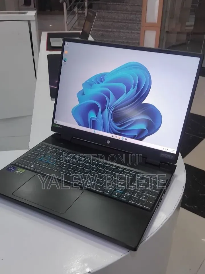 New Laptop Acer Predator Helios 16 16GB Intel Core i9 SSD 1T