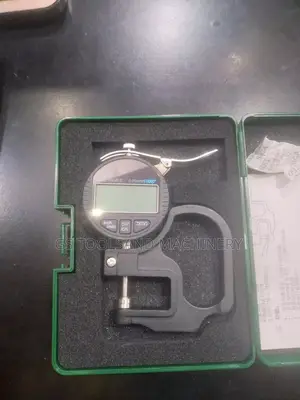 Dijetal Tikness Gauge