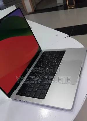 New Laptop Apple MacBook Pro 16GB Apple M4 Pro SSD 512GB