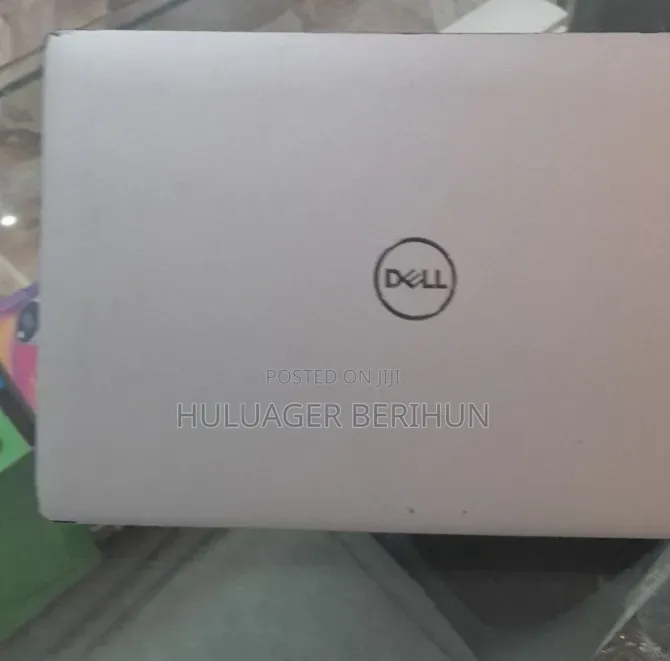 New Laptop Dell Precision 5540 8GB Intel Core i5 SSD 256GB