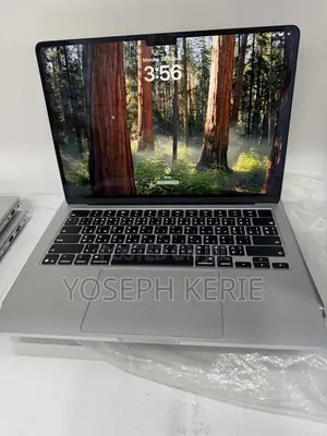 New Laptop Apple MacBook Air 2025 M4 24GB Apple M4 SSD 512GB
