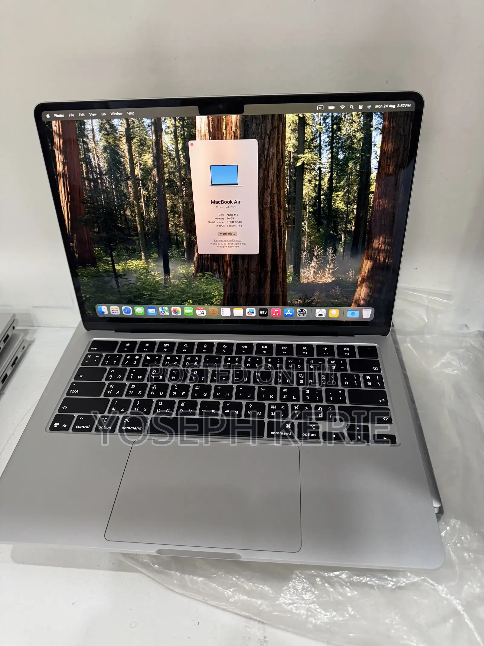 New Laptop Apple MacBook Air 2025 M4 24GB Apple M4 SSD 512GB