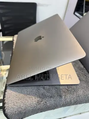 Laptop Apple MacBook Air 2019 8GB Intel Core i5 SSD 256GB