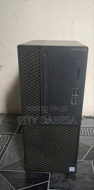 Desktop Computer Dell OptiPlex 3060 4GB Intel Core i3 HDD 500GB