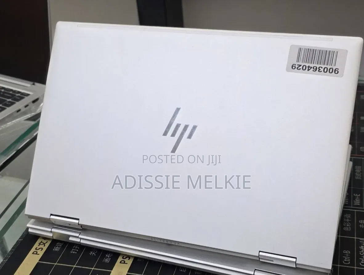 New Laptop HP EliteBook 830 G8 16GB Intel Core i5 SSD 512GB