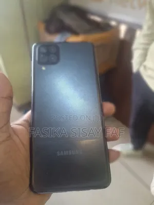 Samsung Galaxy A12 128 GB Blue