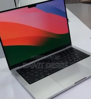 New Laptop Apple MacBook Pro 2024 M4 16GB Apple M4 SSD 512GB