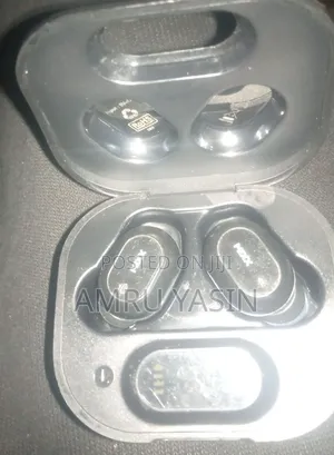 Mixxstreambude Earbuds