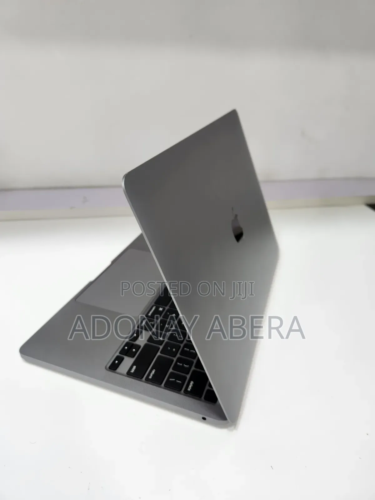 New Laptop Apple MacBook 16GB SSD 512GB