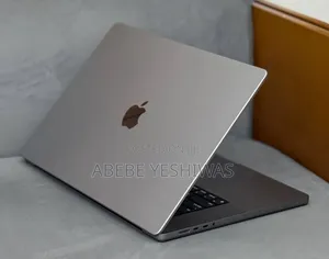 New Laptop Apple MacBook Pro 2021 M1 Max 32GB Apple M1 Pro SSD 1T