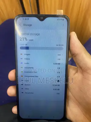 Samsung Galaxy A30 64 GB Black