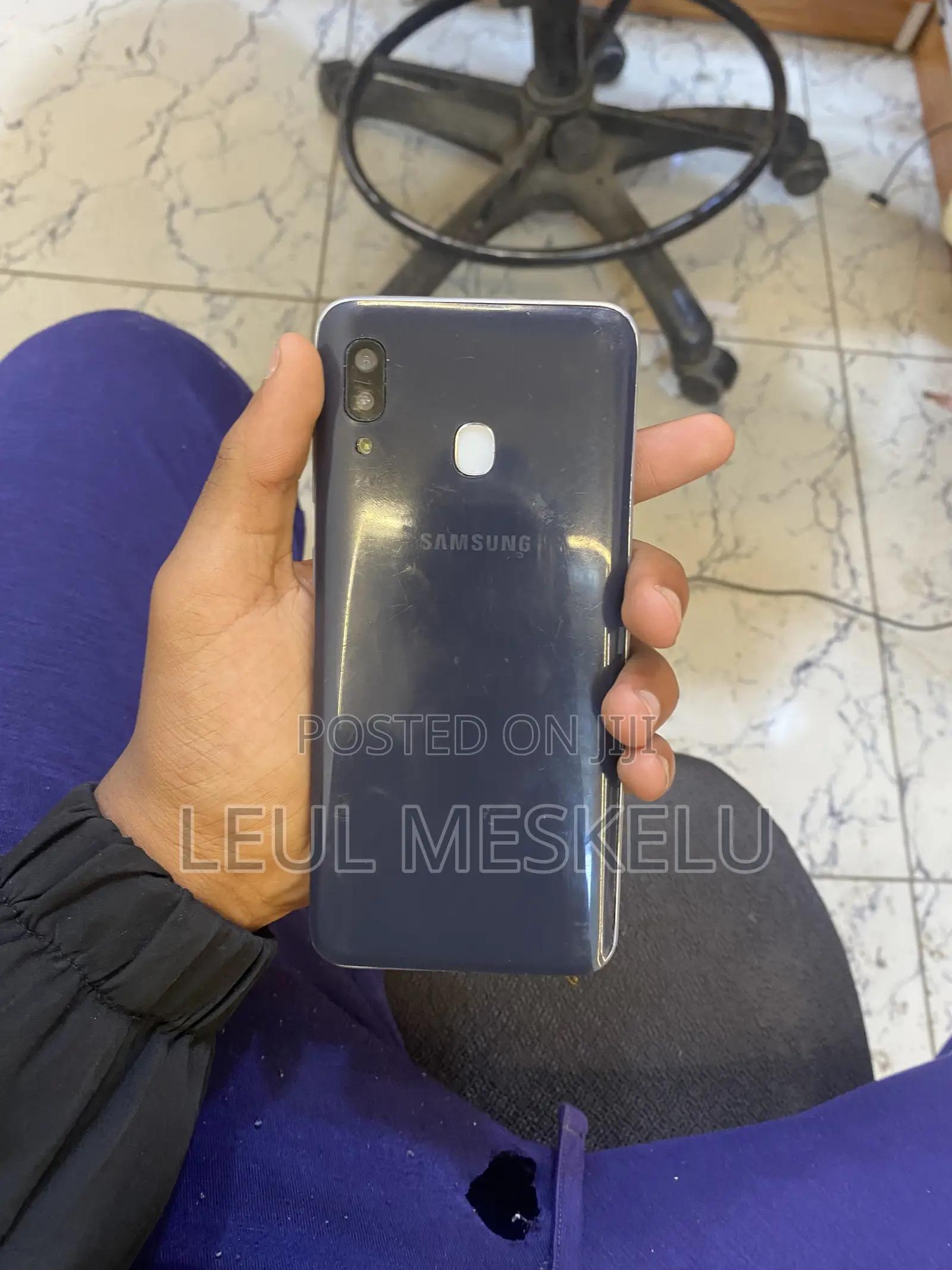 Samsung Galaxy A30 64 GB Black