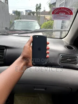 Apple iPhone SE (2020) 64 GB