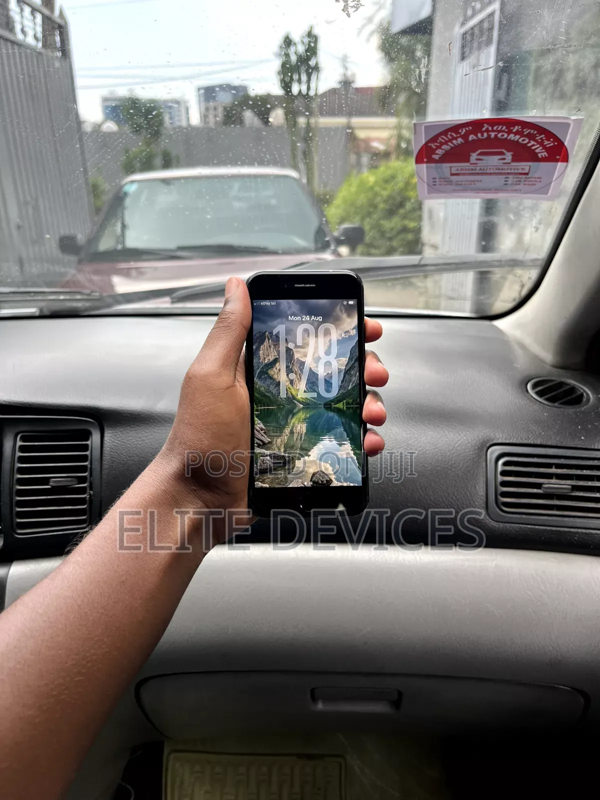 Apple iPhone SE (2020) 64 GB