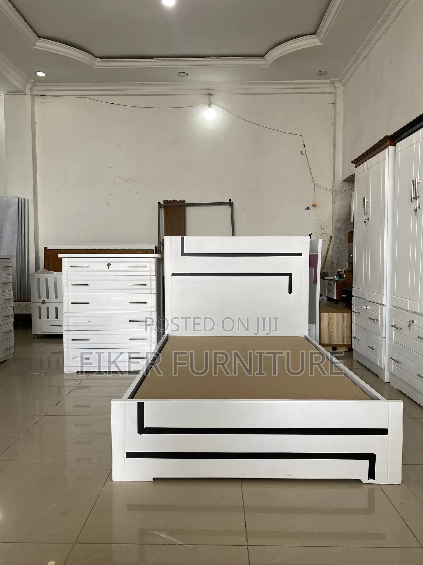 1.20 Bed and Chest Drawer