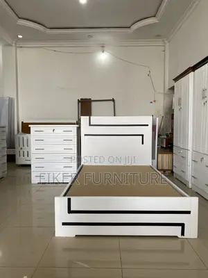 1.20 Bed and Chest Drawer