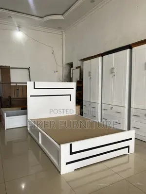 1.20 Bed and Chest Drawer