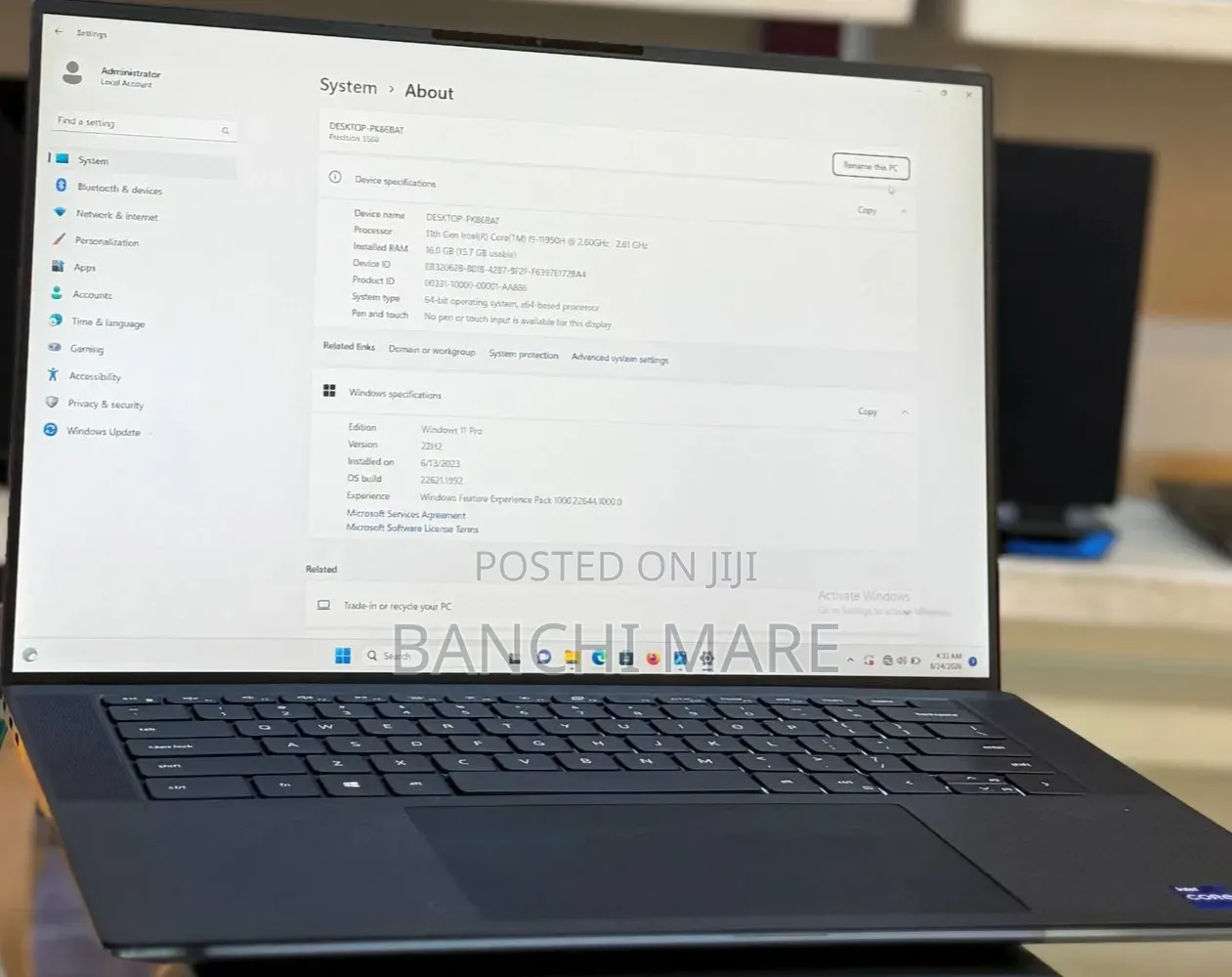 New Laptop Dell Precision 5560 16GB Intel Core i9 SSD 32GB
