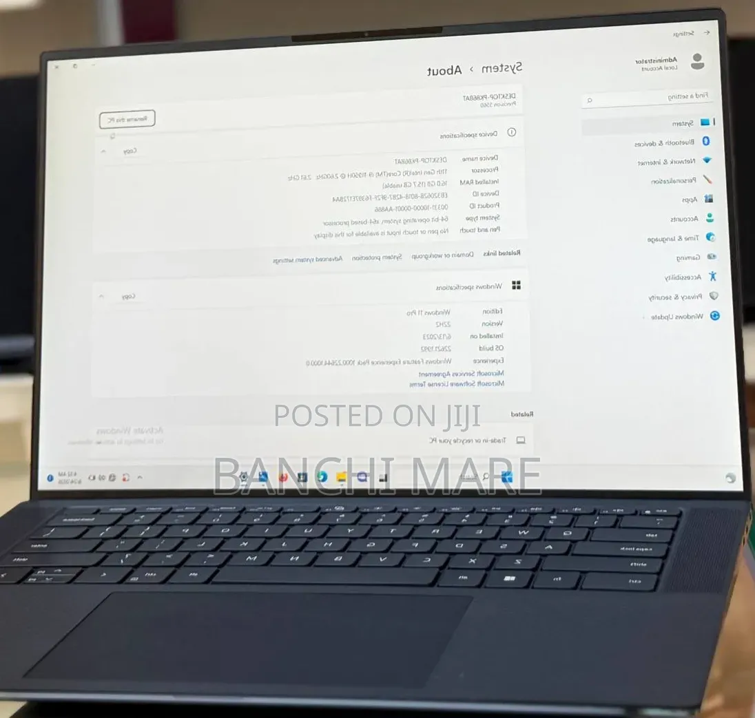 New Laptop Dell Precision 5560 16GB Intel Core i9 SSD 32GB