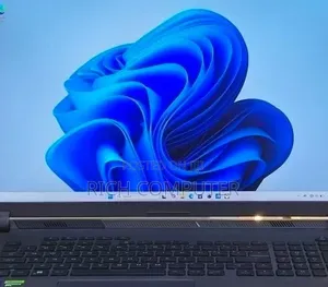 New Laptop Asus ROG Strix SCAR 18 32GB Intel Core i9 SSD 2T