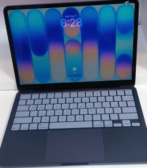 New Laptop Apple MacBook Air 2026 M5 8GB Intel Core i5 SSD 256GB