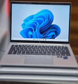 New Laptop HP EliteBook 830 G9 16GB Intel Core i5 SSD 512GB