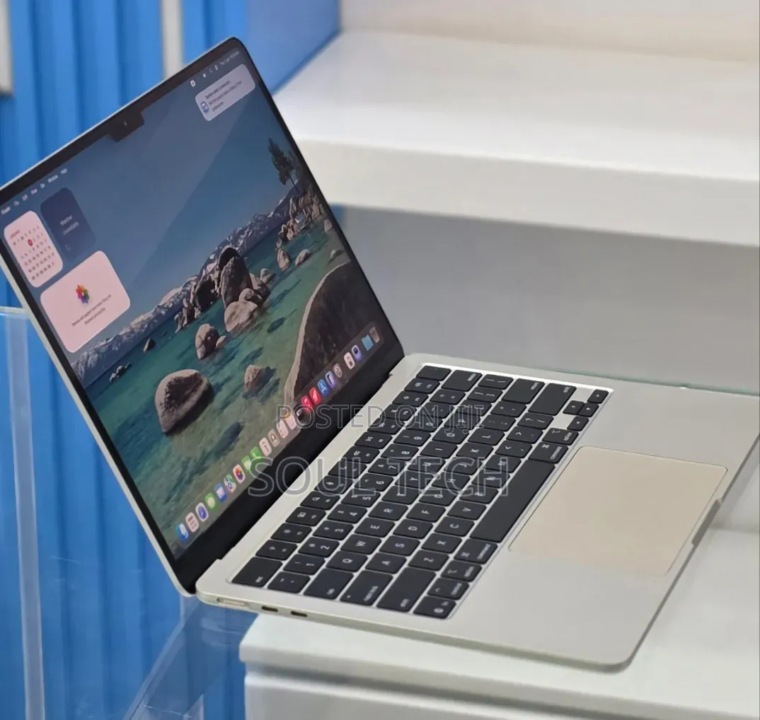 New Laptop Apple MacBook Air 2025 M4 16GB Apple M4 SSD 256GB