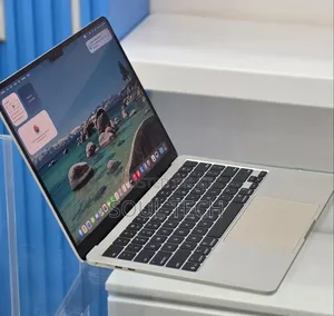 New Laptop Apple MacBook Air 2025 M4 16GB Apple M4 SSD 256GB