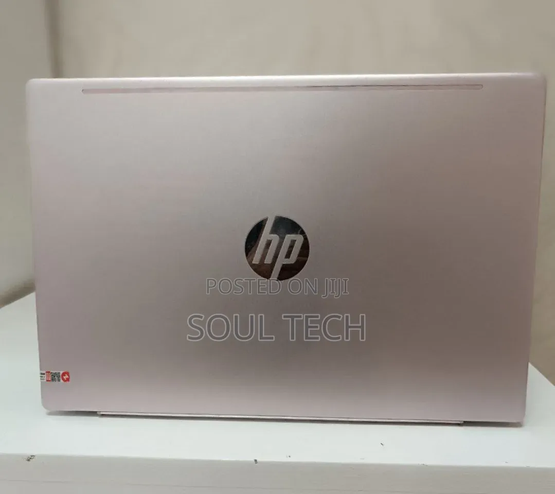 New Laptop HP Pavilion 14 8GB Intel Core i5 SSD 512GB