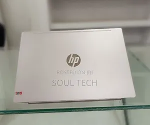 New Laptop HP Pavilion 14 8GB Intel Core i5 SSD 512GB
