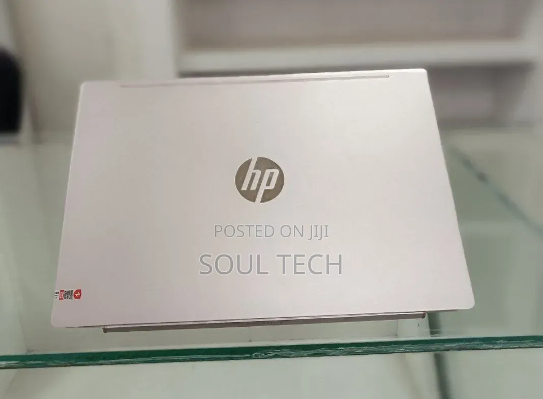 New Laptop HP Pavilion 14 8GB Intel Core i5 SSD 512GB
