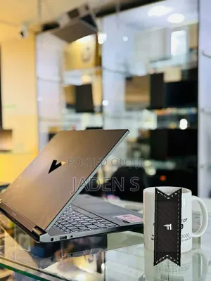 New Laptop HP Victus 15 16GB Intel Core i5 SSD 512GB