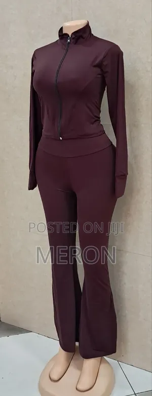 Fitted/Stretchy Two-Piece Set