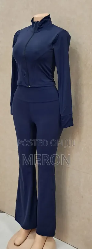 Fitted/Stretchy Two-Piece Set