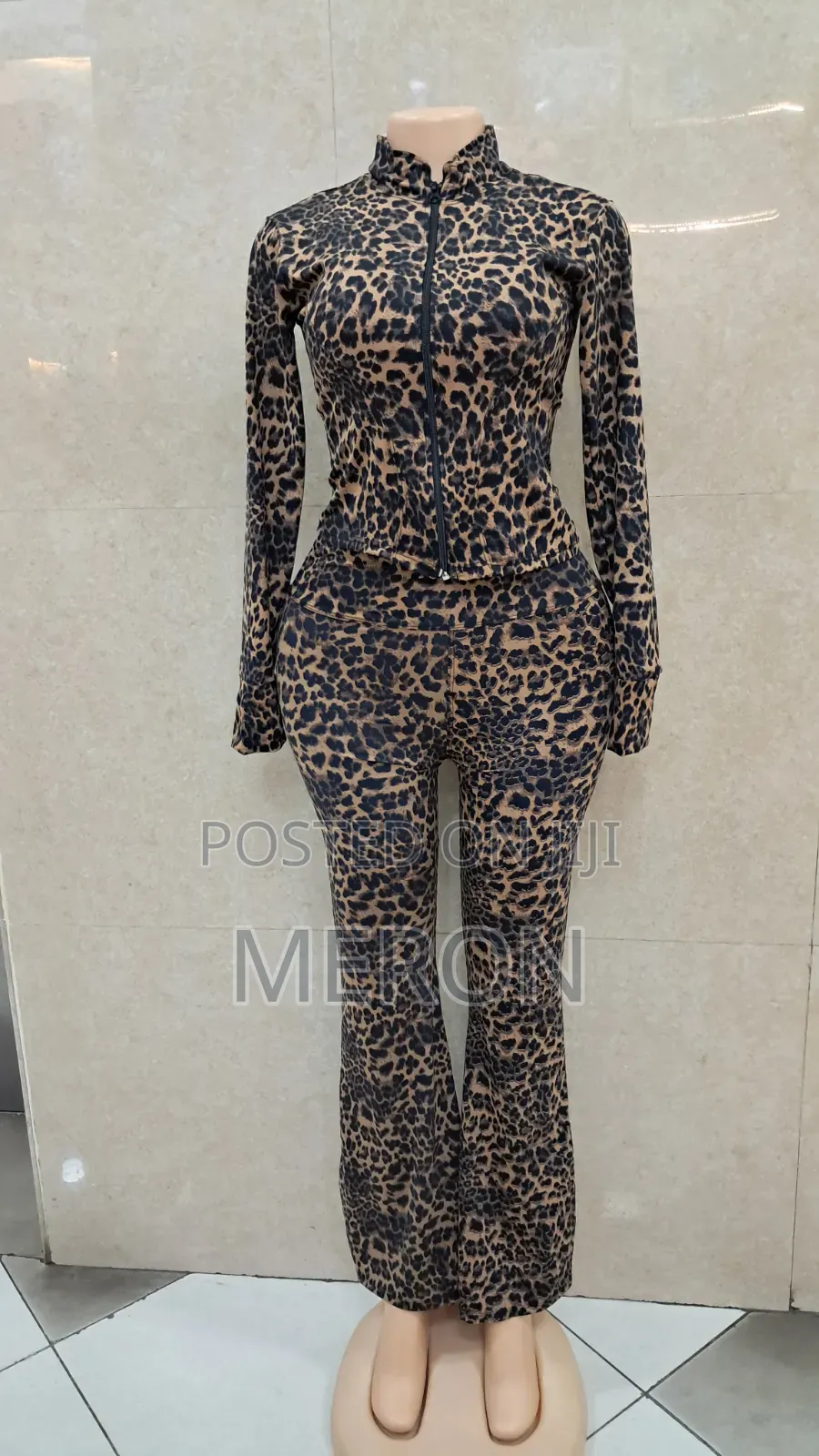 Fitted/Stretchy Two-Piece Set