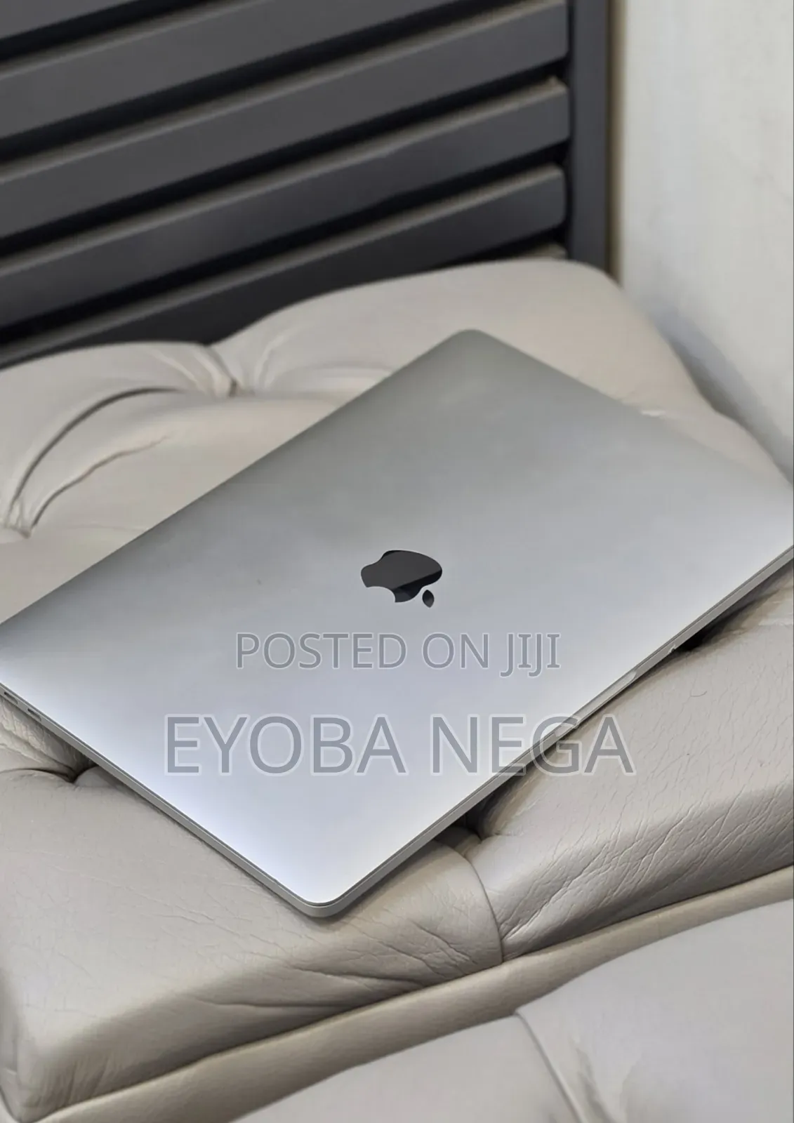 New Laptop Apple MacBook Pro 2020 32GB Intel Core i7 SSD 512GB