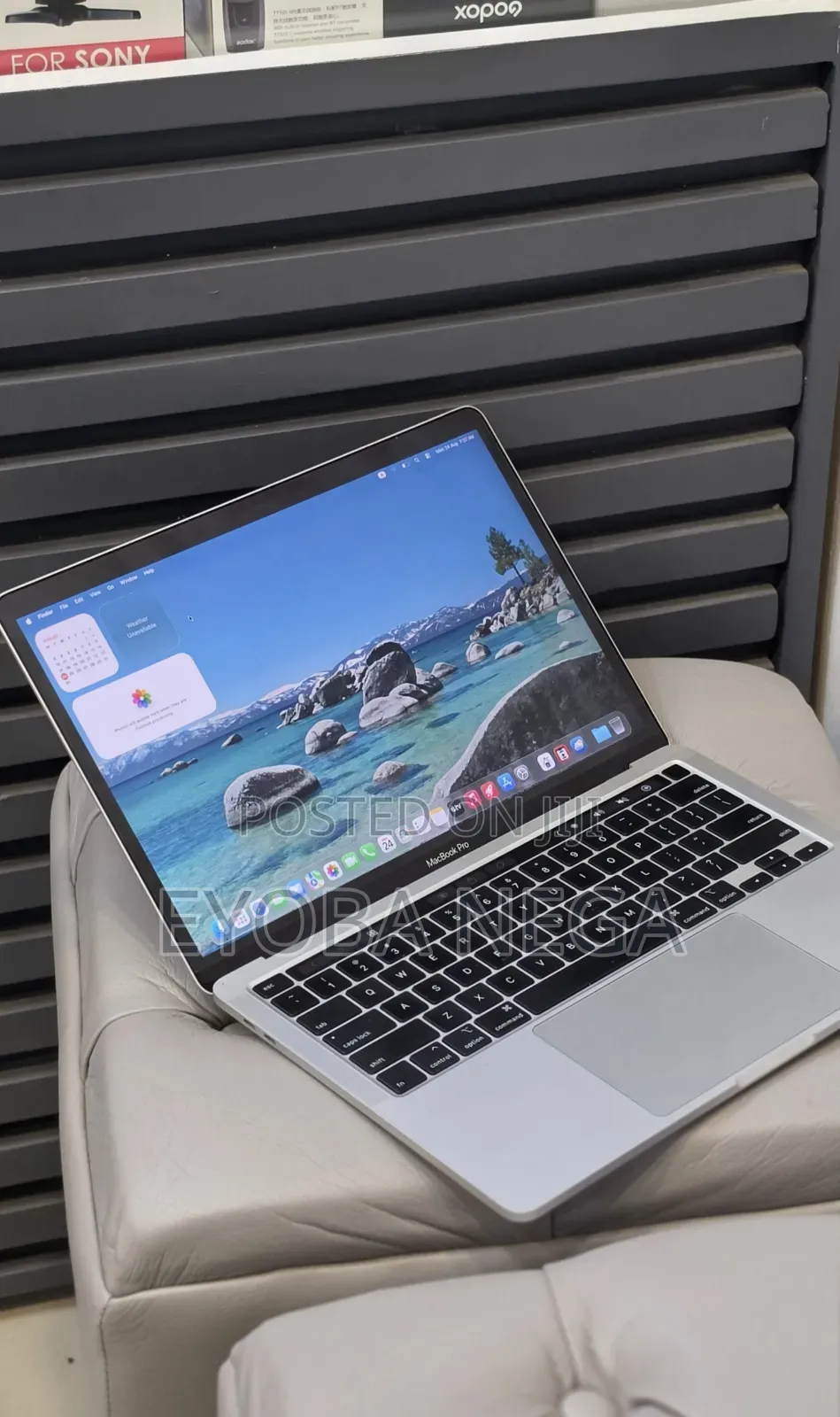 New Laptop Apple MacBook Pro 2020 32GB Intel Core i7 SSD 512GB