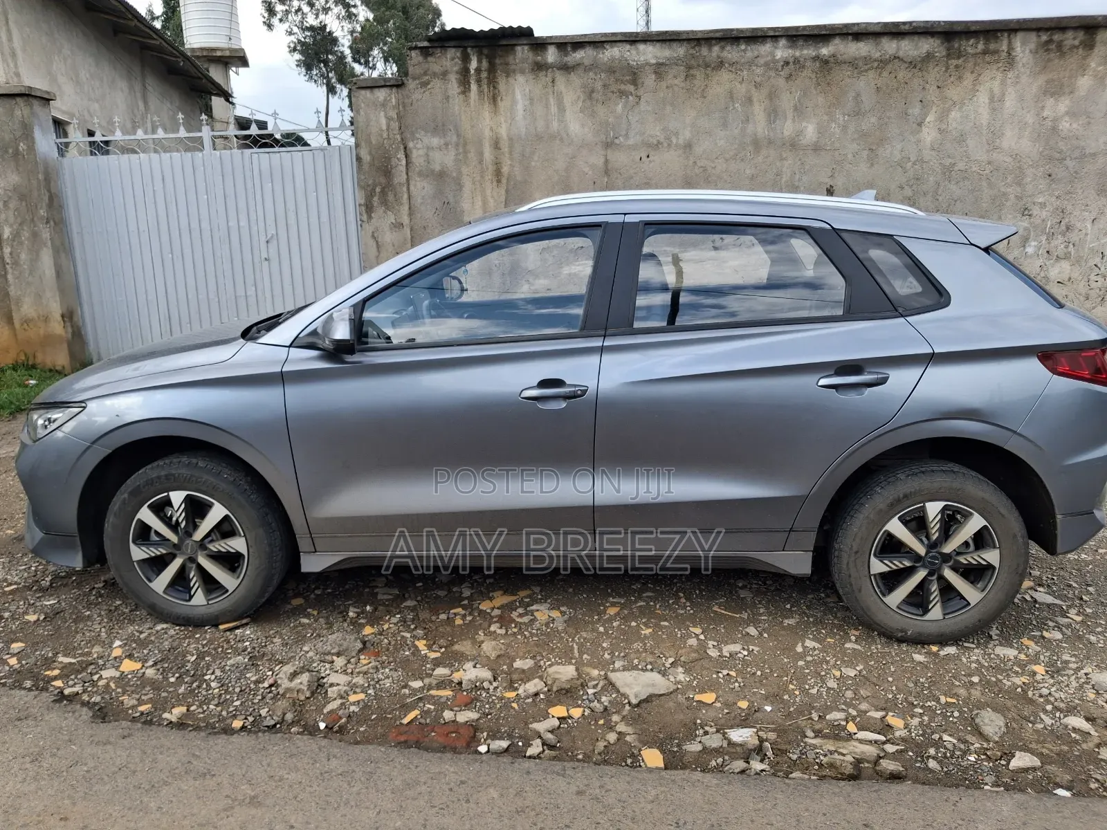 BYD E2 43 kWh 94 hp FWD 2024 Gray