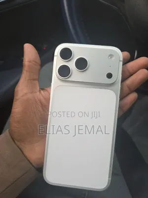 New Apple iPhone 17 Pro Max 256 GB Silver
