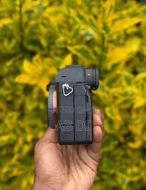 Sony A7IV Only Body Brand New