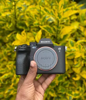 Sony A7IV Only Body Brand New