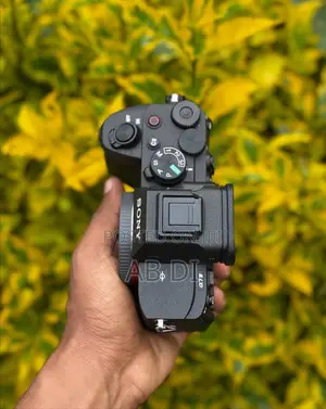 Sony A7IV Only Body Brand New