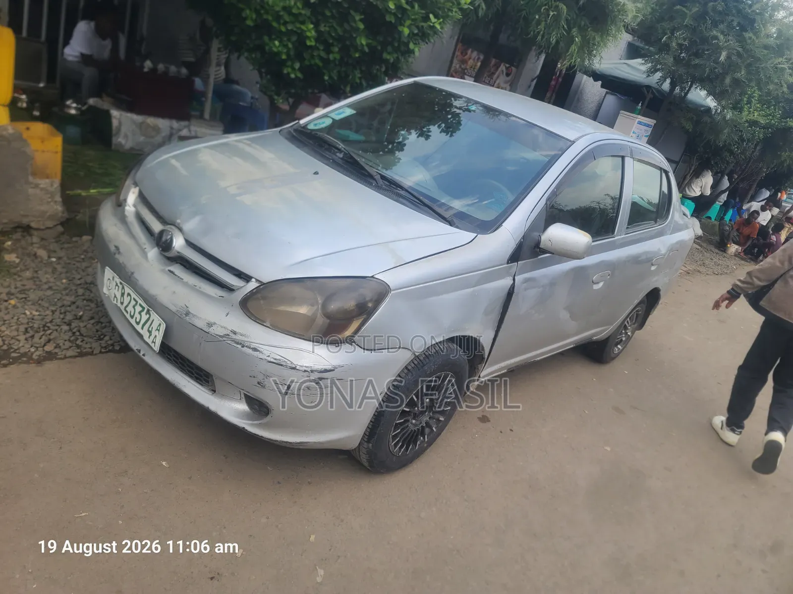 Toyota Platz 2005 Silver