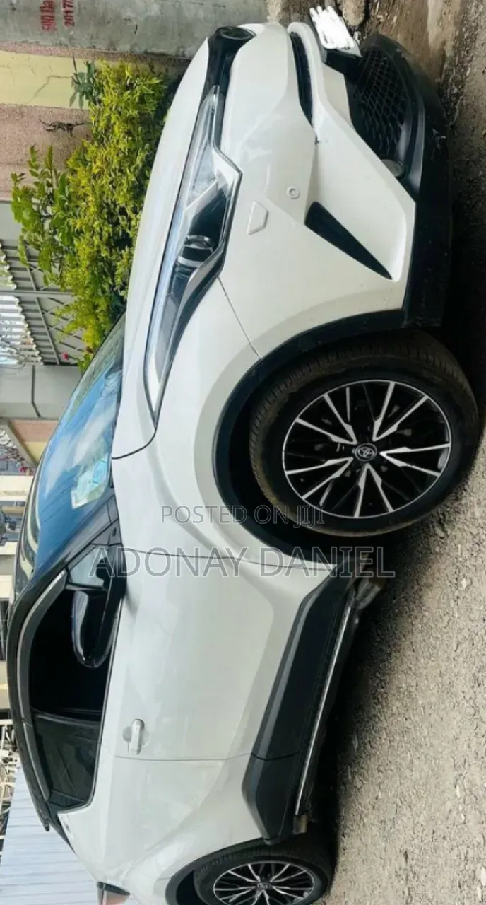 Toyota C-HR 2018 White
