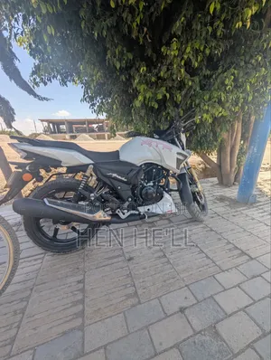 TVS Apache 180 RTR 2024 White