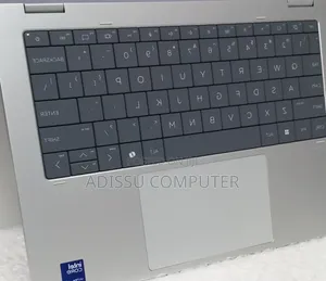 New Laptop HP OmniBook 5 Flip 16GB Intel Core Ultra 7 SSD 1T