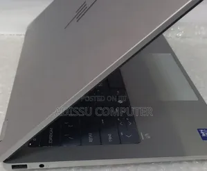 New Laptop HP OmniBook 5 Flip 16GB Intel Core Ultra 7 SSD 1T