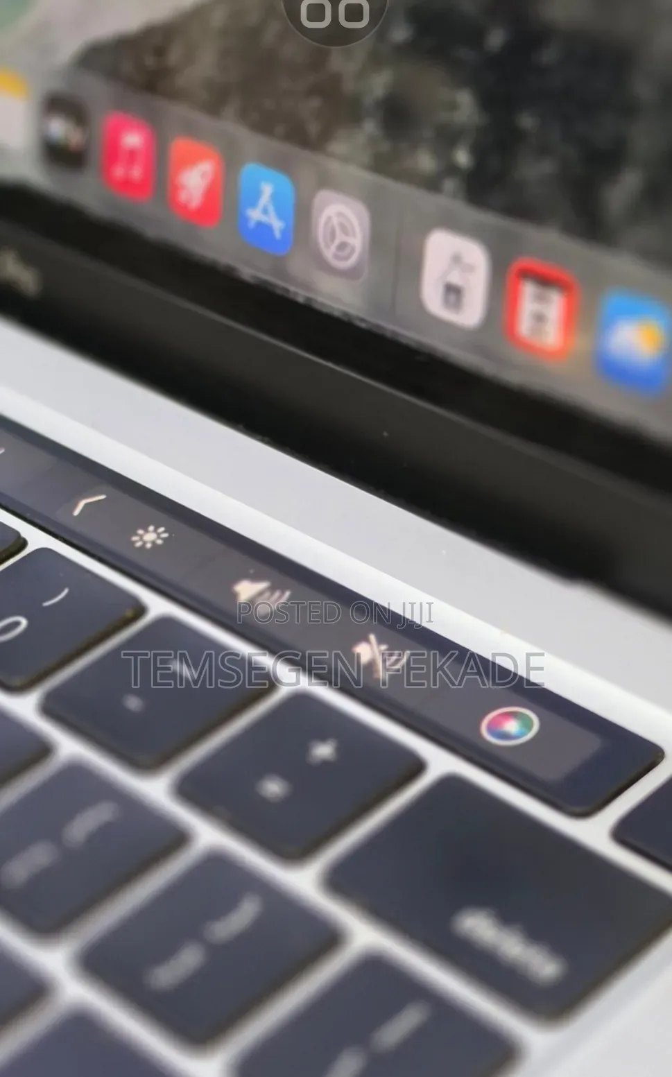 New Laptop Apple MacBook Pro 2020 32GB Intel Core i7 SSD 512GB