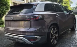 Volkswagen ID.6 2023