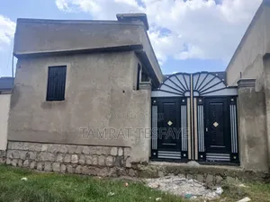 4bdrm House in Oromia-Finfinne for sale